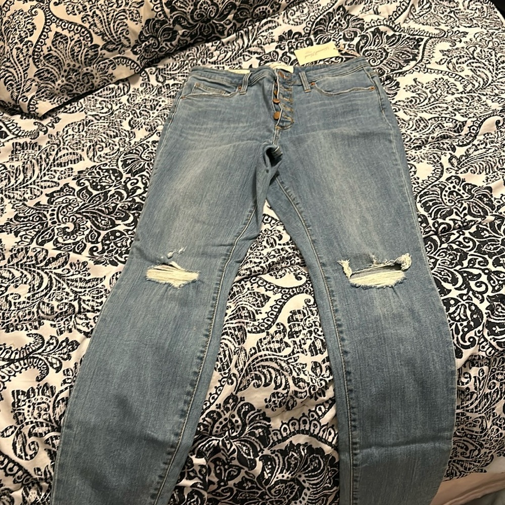Skinny jeans